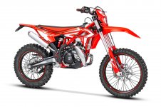 XTRAINER_My2024_-_LR__54562   300 xtrainer.jpg